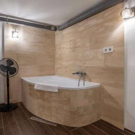 شقة Maison Terez N' Elegant With Balcony *
