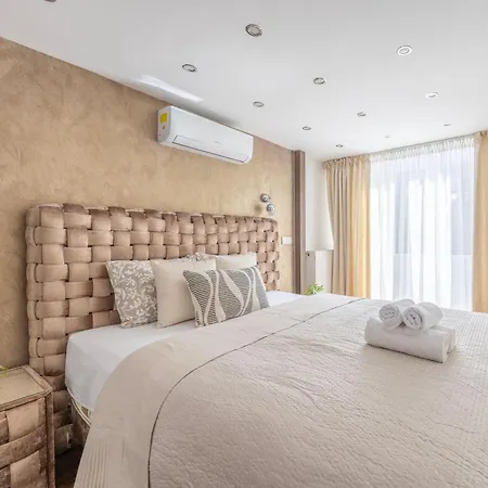 Maison Terez N' Elegant With Balcony * بودابست